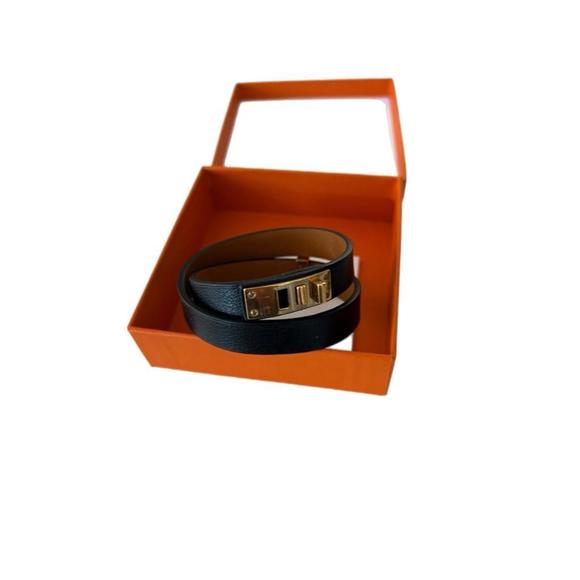 Women's Hermes Black Leather Kelly Double Tour Bracelet - Picture 2 of 5